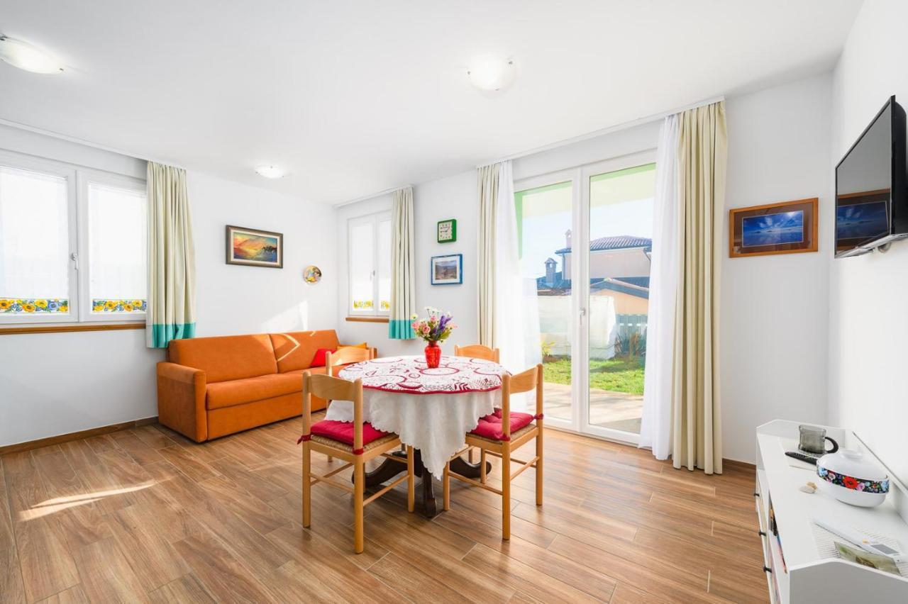 Andrea House With Apartments Умаг Екстериор снимка