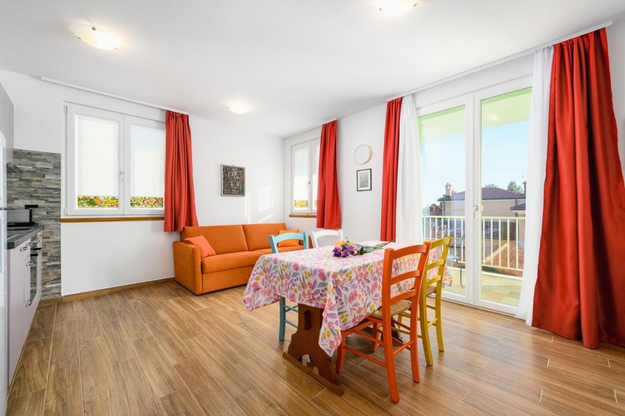 Andrea House With Apartments Умаг Екстериор снимка