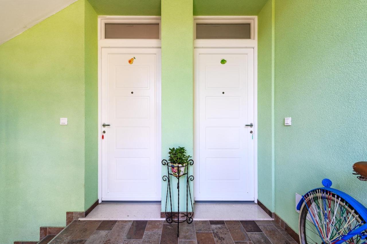 Andrea House With Apartments Умаг Екстериор снимка