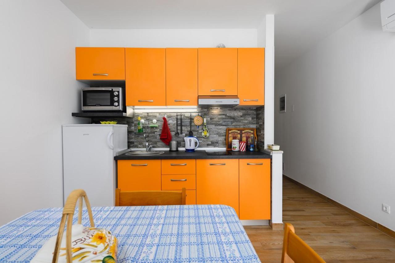 Andrea House With Apartments Умаг Екстериор снимка