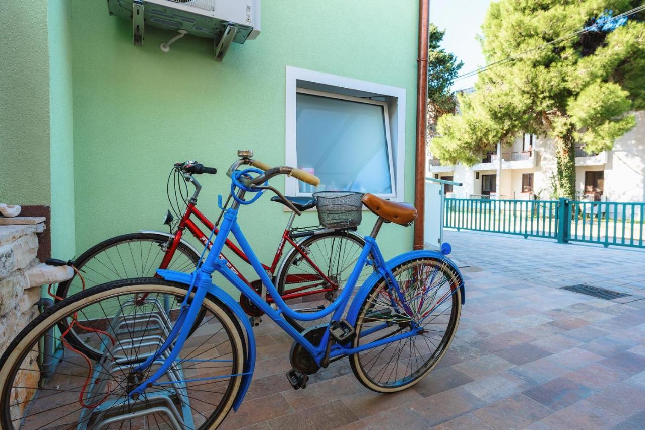 Andrea House With Apartments Умаг Екстериор снимка