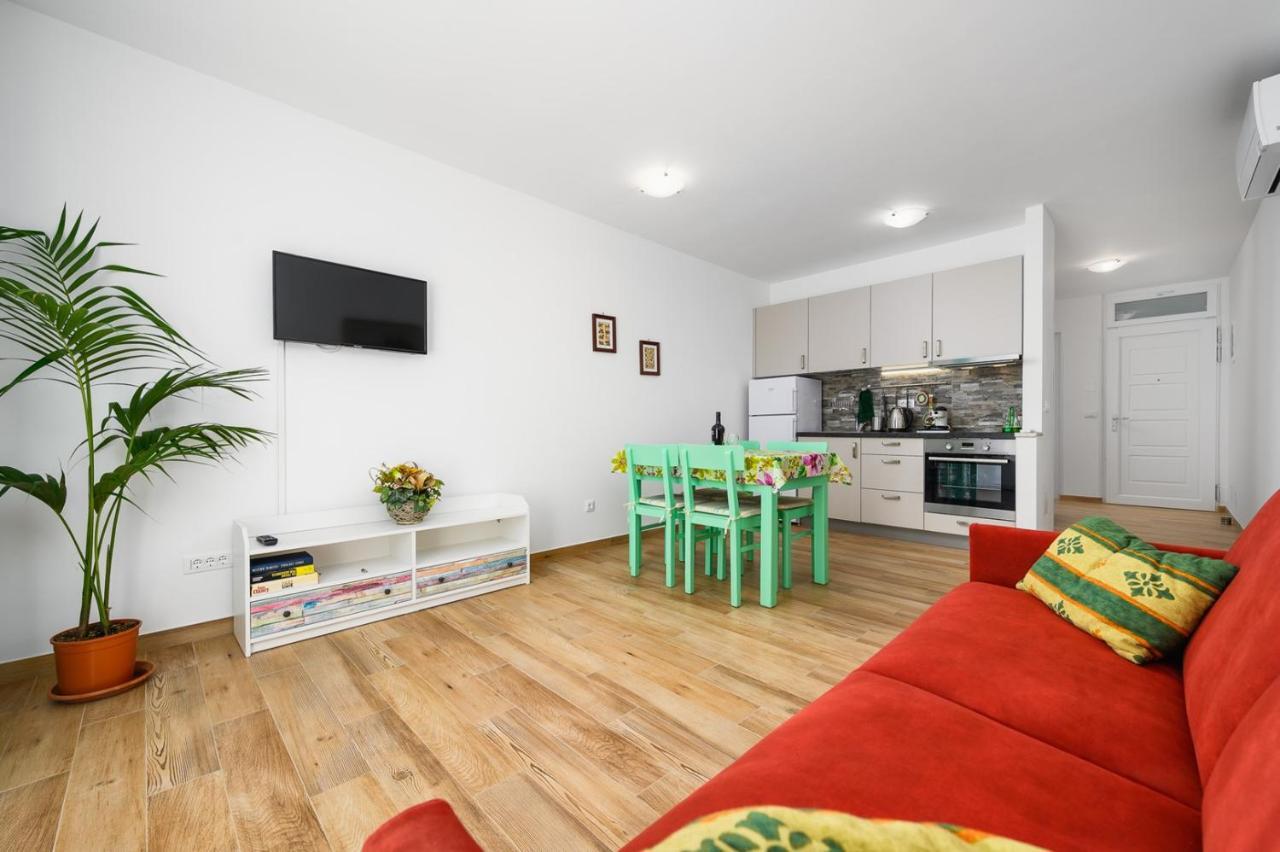 Andrea House With Apartments Умаг Екстериор снимка